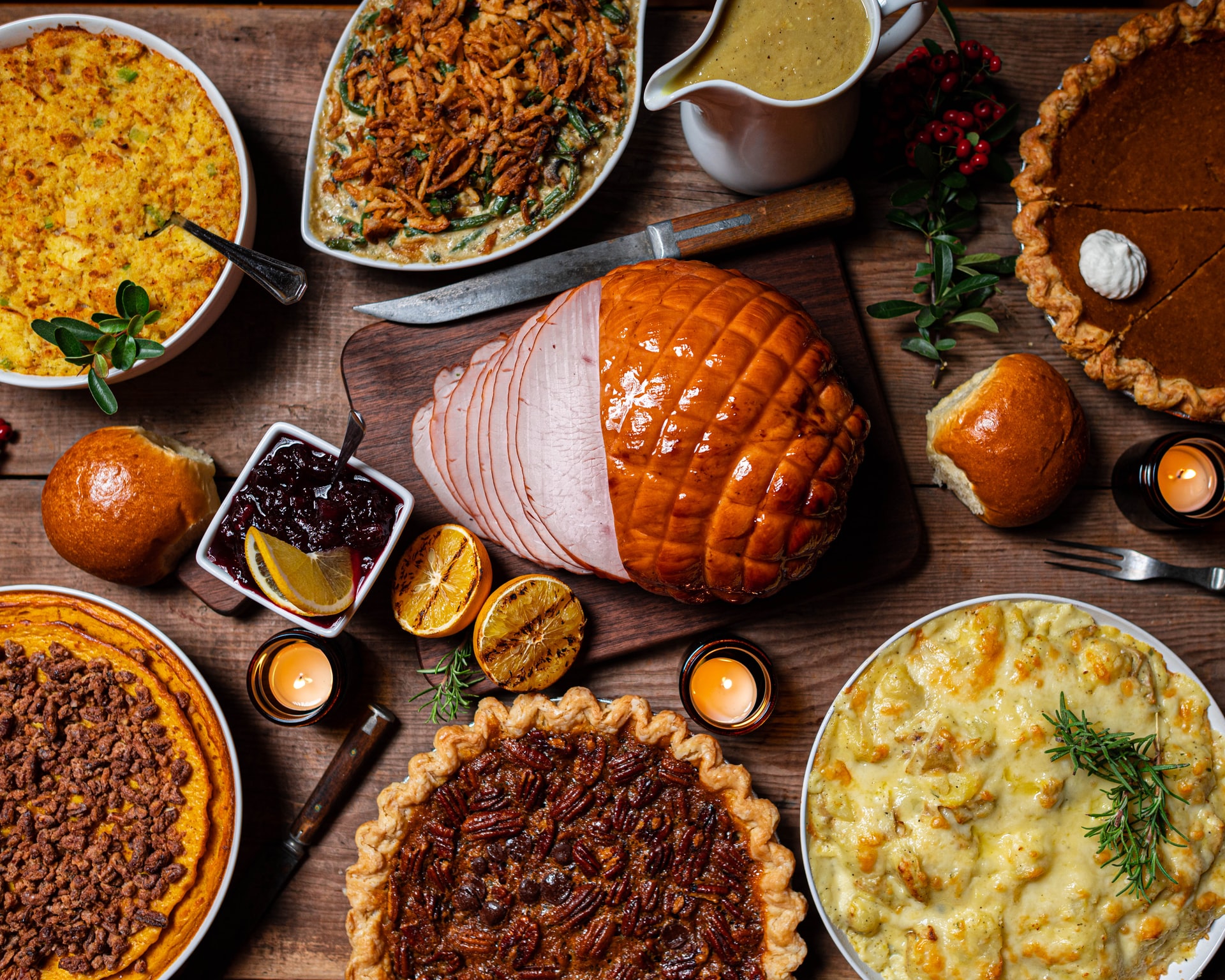 How to Host a Stress-Free, Fun-Filled Thanksgiving at Your Abingdon Apartment